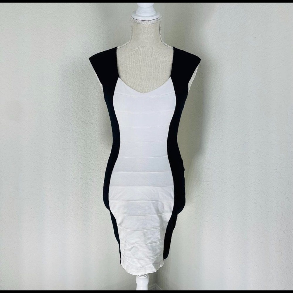 Express Black & White Bandage Cap Sleeve Bodycon Dress